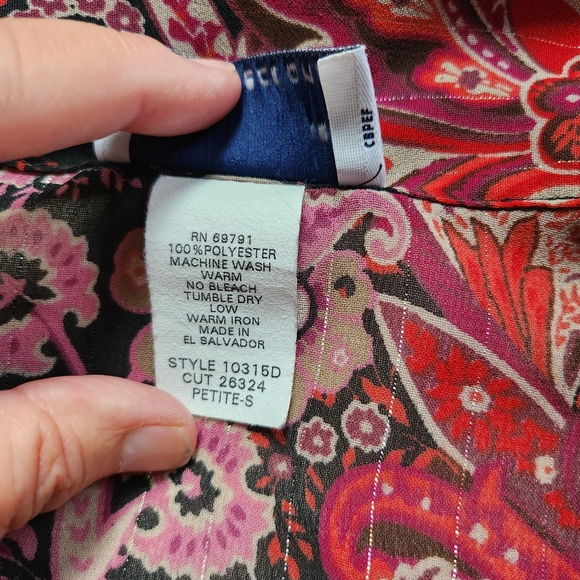 🤩c.b. collections Paisley Button Up 3/4 Sleeve Blouse w/Attached Tank Size SP - Picture 3 of 6